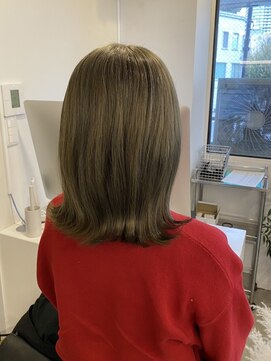 アコロン(acoron) 外はねミディ　新宿/髪質改善/小顔カット/ミディアム