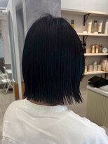 ポジ(poji) 切りっぱなしボブ 質感ストレート カット 顔まわり 艶髪