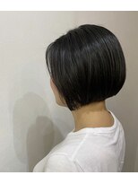 ハウント(haunt)&nbsp;前下がりボブ