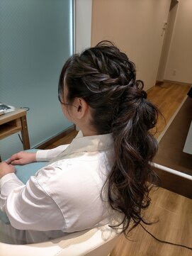 スピカ(spica) ルーズポニーテール