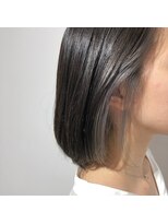 レンジシ オモテサンドウ(RENJISHI omotesando) 暗髪ボブ×グレーインナーカラー