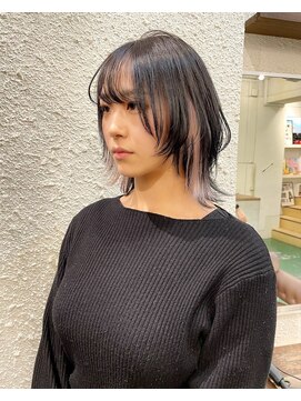 マジコ 下北沢本店(Magico) ダブルカラーインナーカラーピンクベージュ韓国風レイヤーカット