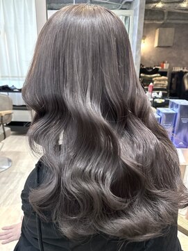 ラビス 浦和(Lovis) 黒髪カタログ/ボブルフ/ネビージュ/ワンレン/スペインカール