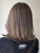 カムジーヘッドカミノウラ(COMEGHEAD KAMINOURA)&nbsp;ミルクティベージュカラーミニボブ大人ショートボブショート