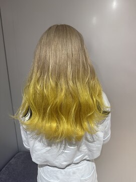 アルーシェ 新宿店(Alushe) デザインカラー×ブロンドミルクティー