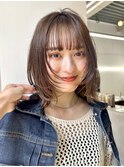 レイヤーボブ/フェイスレイヤー/切りっぱなしボブ/ぱっつん前髪