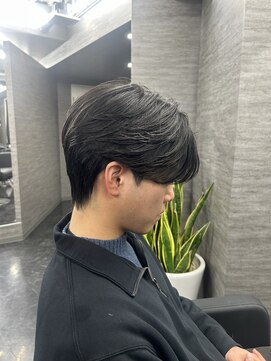 ローグ(ROGUE) ダウンパーマ×センターパート