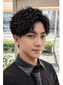 無造作メンズパーマ簡単スタイリング韓国風黒髪センターパート