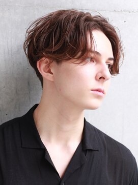 マイロ(mailo) 緩やかウェーブ×センターパート