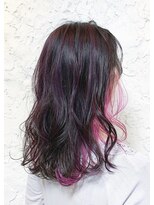 イシュ(ish.)&nbsp;ピンクハイライトインナーカラー