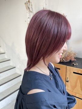 ノア(noa.) 優しめブリーチで作るカシスピンクカラー