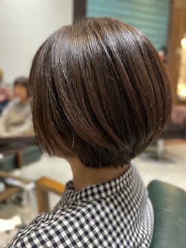 カシータヘアリゾート 熱田千年店(Casita Hair Resort) シンプルショートボブ