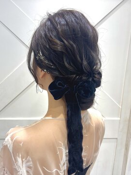 ハウス(HAUS.) ゆるふわシニヨン！