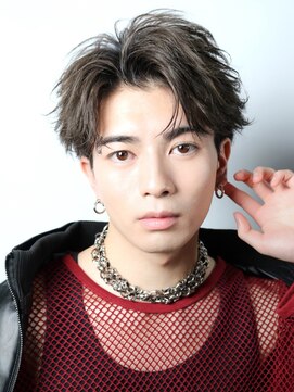 クロトヴィラ 天神大名(KUROT villa) リバースフェザーショート