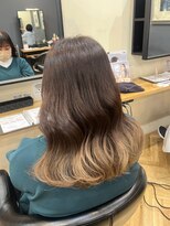 アルター(aL ter)&nbsp;くすみベージュ［グラデーション/ミルクティー/鎌取］長野歌穂