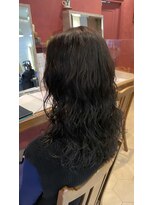 ヴァネッサ VANESSA&nbsp;ロングハードスパイラルパーマくせ毛風パーマ×MIHO