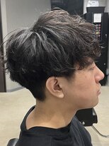 フイ 代々木(Hui)&nbsp;メンズ/アップバング/ツーブロックマッシュ/束感ショート波巻き