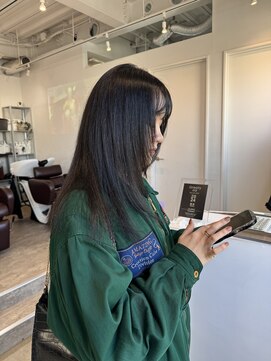 ロカ 表参道(loka) レイヤーカット/ダークアッシュ[表参道/ブリーチ/ハイライト]Mai