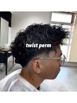 ルミヘアー 金沢駅西口店(Lumi hair) フェードxツイストパーマ