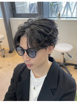 アウラ(AURA) フェザーパーマカルマパーマニュアンスパーマ