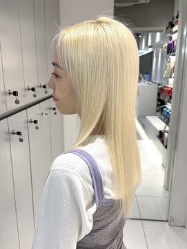 アールプラスヘアサロン(ar+ hair salon) 抜きっぱなしホワイトカラー