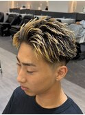 スパイキーショート/ショートヘア/刈り上げ/金髪