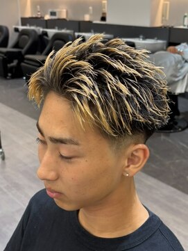 ビカムメンズヘアー 栄店(become men's hair) スパイキーショート/ショートヘア/刈り上げ/金髪