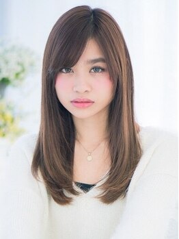 髪質やライフスタイルに合ったスタイル提案。ダメージレスにこだわる薬剤で髪と頭皮を守りながら美髪へ＊