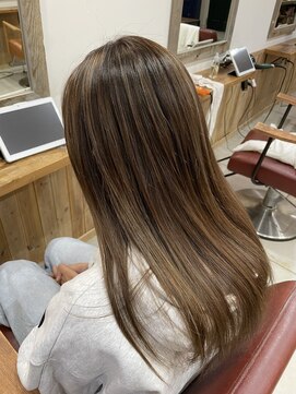 ノーム 横浜(NORM) ケアブリーチバレイヤージュ