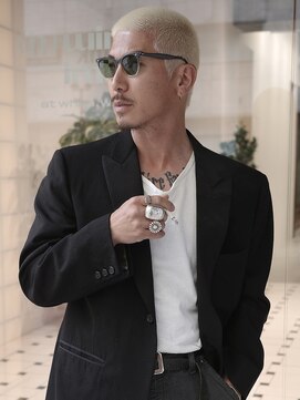 ウィム(wim) 『ハイトーン坊主』ブロンドホワイト/バスカット/おしゃれ坊主