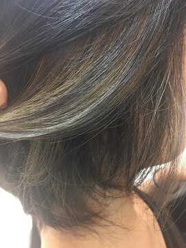 ディーヘアーデザイン(d.HAIR DESIGN) プリズムカラー