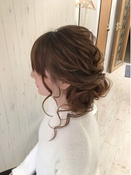 アイビス(AIBIZ) 結婚式/2次会に!ルーズなサイドアップ