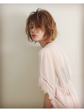 ディーナ(D'na) 『D'na』無造作ウェーブ
