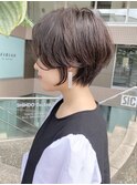 大人可愛い耳かけショートボブフォギーベージュ【江角力也】