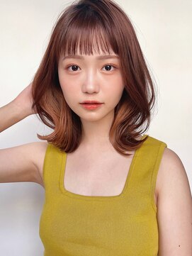 ミンクス 青山店(MINX) ひし形重めフォルム ミディアムスタイル 韓国 インナーカラー