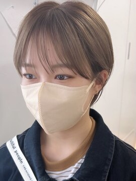 ビュー フクオカ(VIEW FUKUOKA) 美髪にオトナかわいいホワイトグレージュネビージュショートボブ