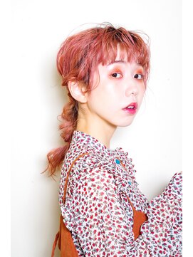 クシュ 所沢西口プロぺ通り(kusyu... ) ペールベージュセクションカラーグラデーションカラー外ハネボブ