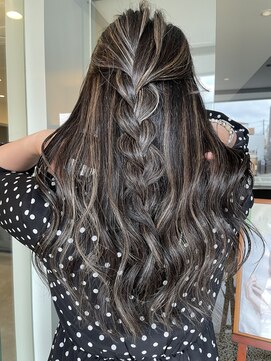 アトリエエル(Atelier L) 【コントラストハイライトカラー】