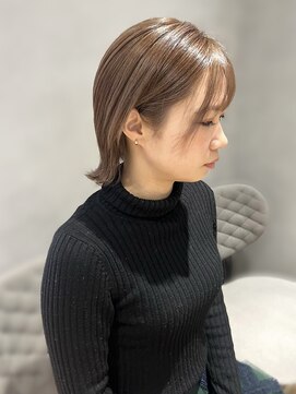 ジルバイジアン(JILL by GIEN) ショートレイヤー うる艶ラベンダーベージュ@タナカ