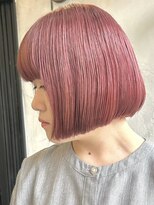 カムジーヘッドカミノウラ(COMEGHEAD KAMINOURA)&nbsp;ピンクベージュ丸みショートボブマッシュショートくびれショート