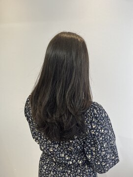 ヘアグレッソ(hair glesso.) 大人気オリーブベージュ/レイヤースタイル