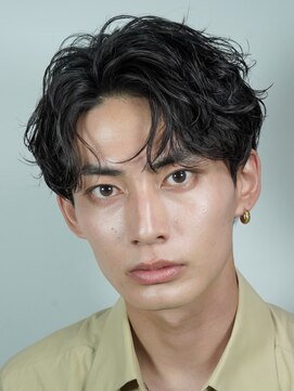 テン 心斎橋(tenn.) 難波フェザーパーマフェザーショートセンターパート20代緩め色気