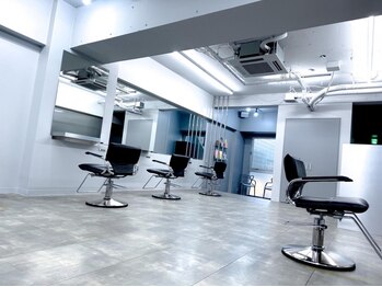 ローグ(LOGUE)の写真/【リニューアルOPEN】美容版ミシュラン4年連続獲得salonがパワーUP★［ブリーチ/ハイトーン/ダブルカラー］