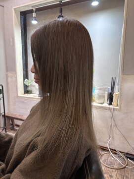 クララジャパン ホズミ(CLALA JAPAN Hozumi) オリーブベージュカラー