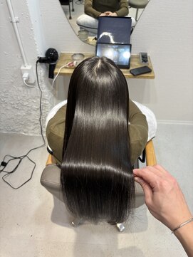 ベラルーチェ(Bella Luce) 艶髪酸性ストレート