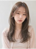 顔まわりレイヤーの艶ロング/透明感アッシュブラウン