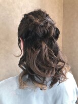 アース コアフュールボーテ 上越店(EARTH coiffure beaute)&nbsp;ハーフアップアレンジ