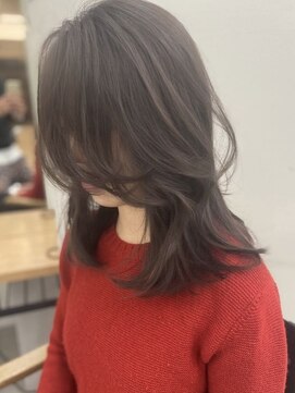 フォンズ(FONS) 小顔見せ韓国ヘア くびれヘア ツヤカラー 顔まわりカット 艶