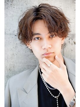 ゴールドシブヤ(GOALD SHIBUYA) アッシュブラウン×ゆるめツイスパ メンズパーマセンターパート