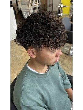 ルーメン 岐阜(ROOO MEN) メンズカットツーブロック波巻きツイストスパイラルパーマ